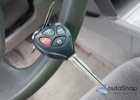 2011 Toyota Camry Le V6 z USA, uszkodzony, nr VIN 4T1BK3EK0BU119723